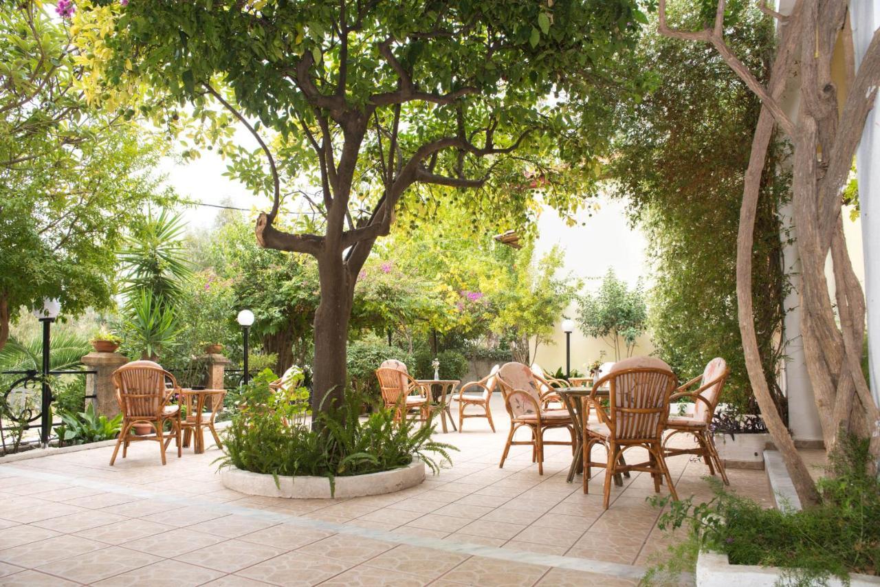 Ξενοδοχείο 'Παλλαδιον' Hotel 'Palladion' エディプソス エクステリア 写真